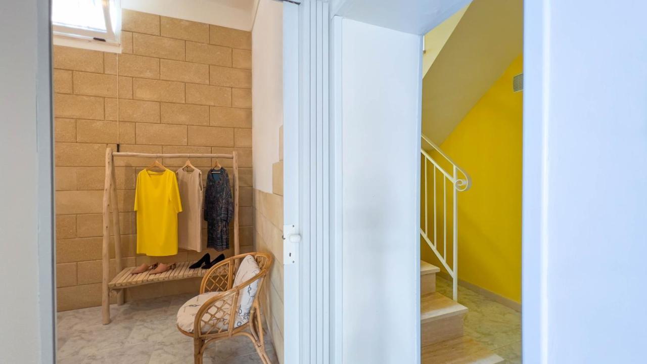Wepuglia - La Dimora Di Mara Apartment โปลีญาโนอามาเร ภายนอก รูปภาพ